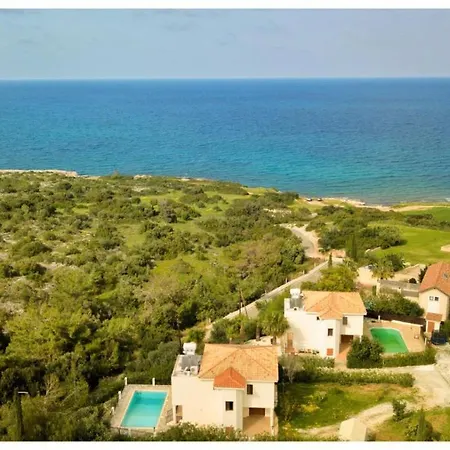 Marilia 1 Villa Polis
