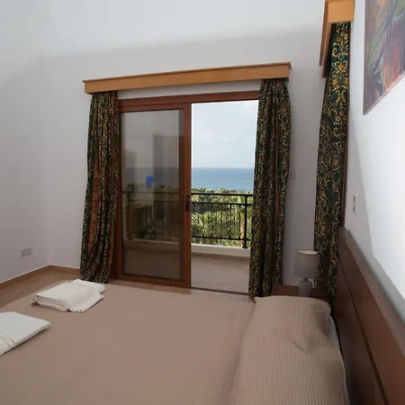 Villa Marilia 1 *