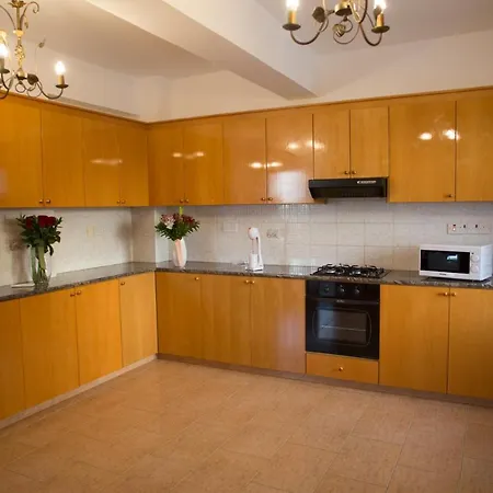 Marilia 1 Villa