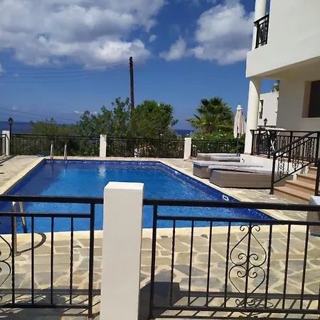 Villa Marilia 1