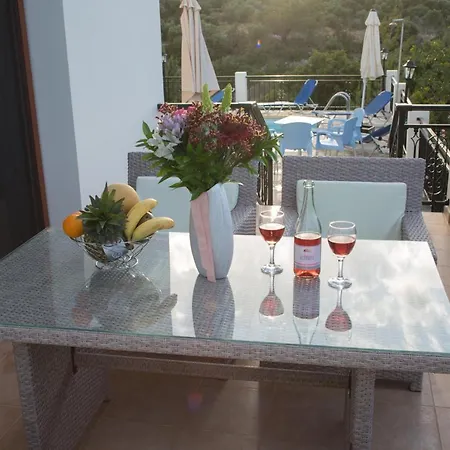 Villa Marilia 1